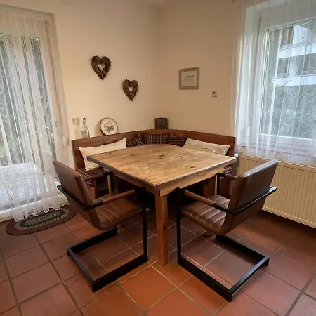 Apartment Ferienwohnung Seensucht Reifnitz