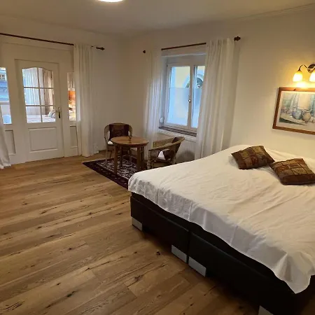 Ferienwohnung Seensucht Apartment Reifnitz